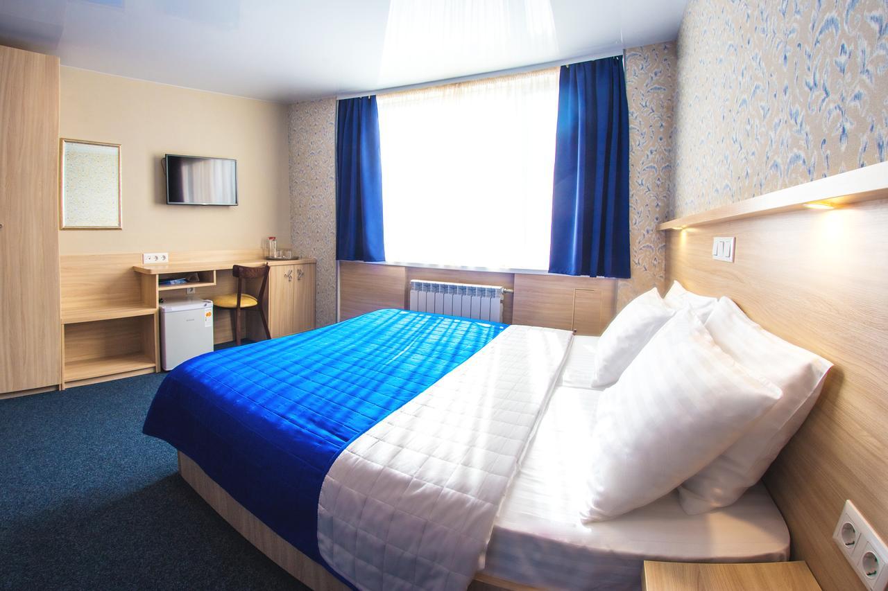 Truskavets 365 Hotel Bagian luar foto