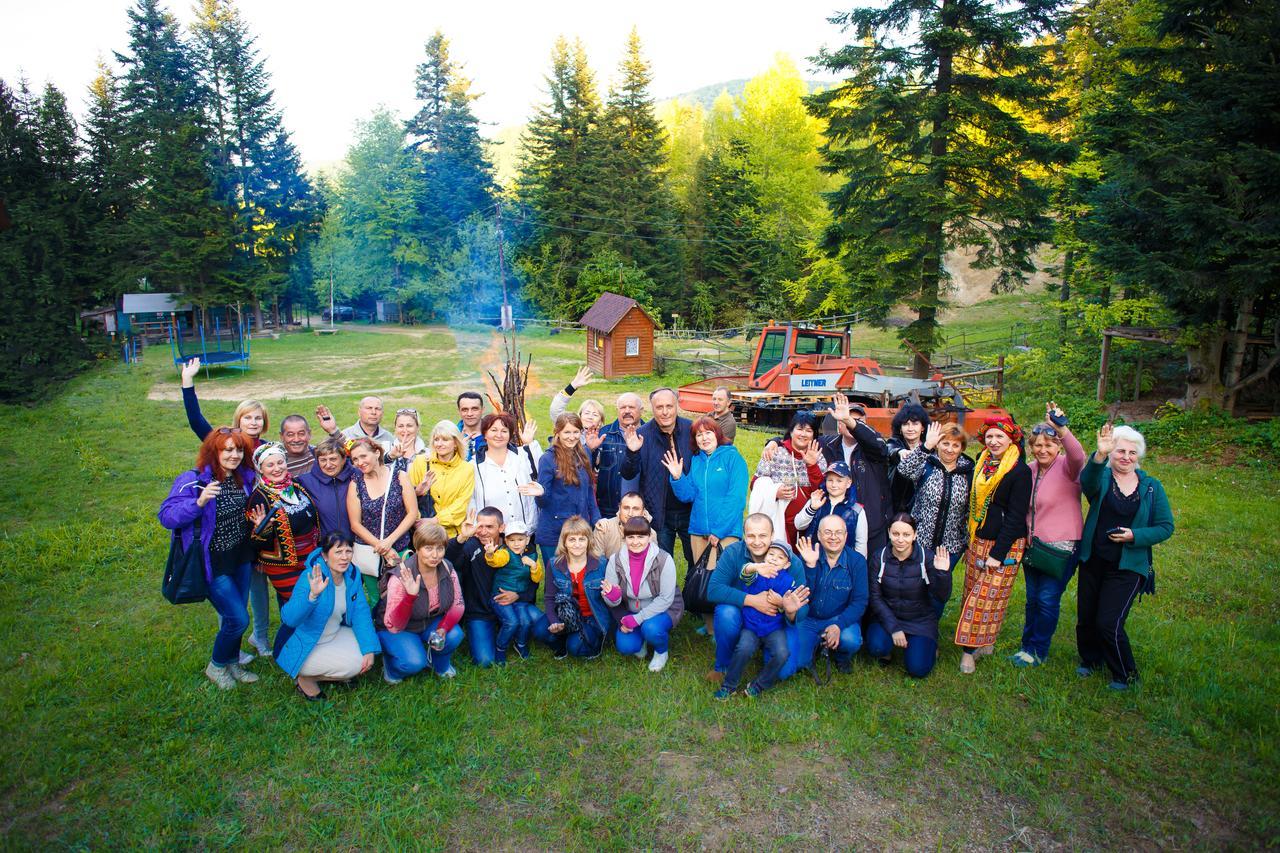 Truskavets 365 Hotel Bagian luar foto